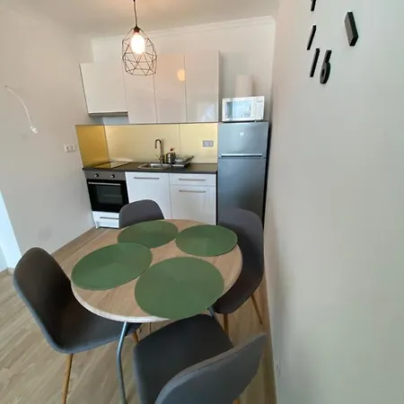 Zold Ido Apartman Apartment *