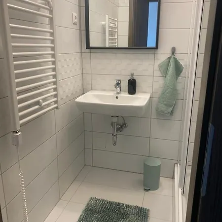 Apartment Zold Ido Apartman